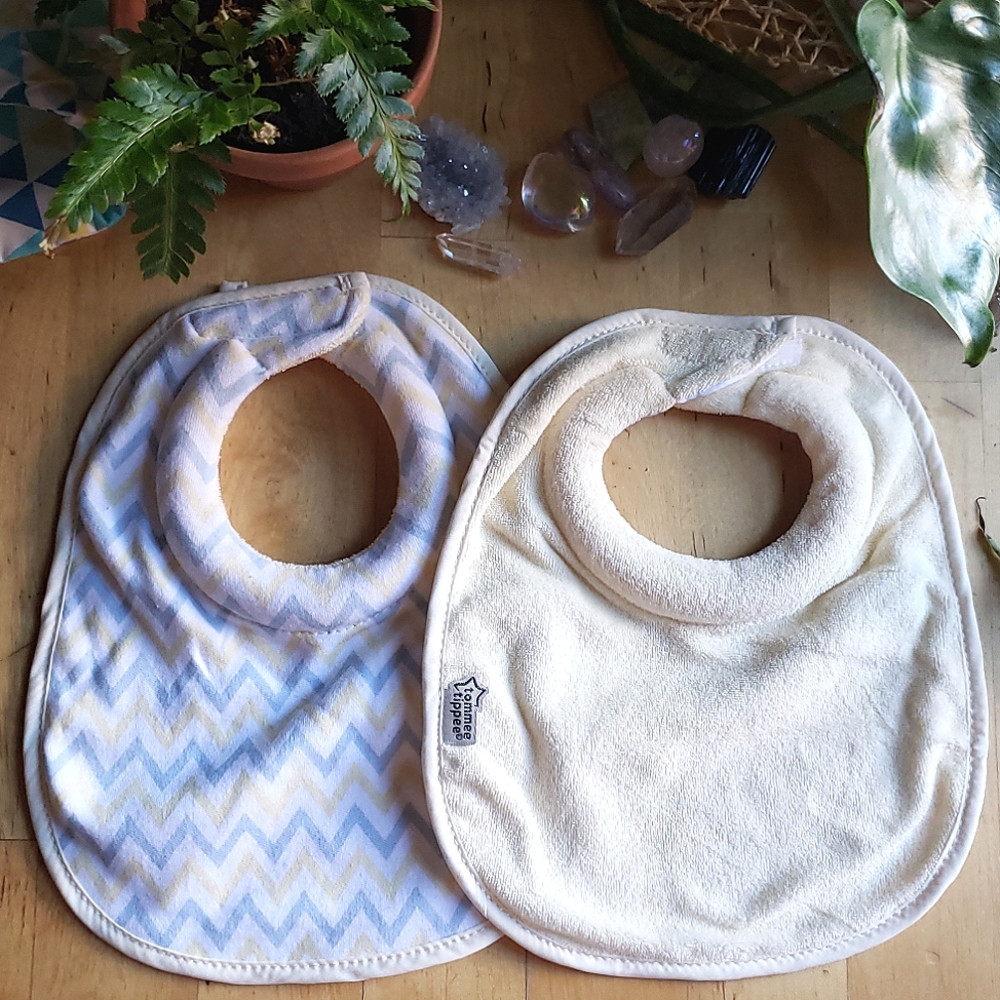 Tommee Tippee Comfy-Neck Bibs